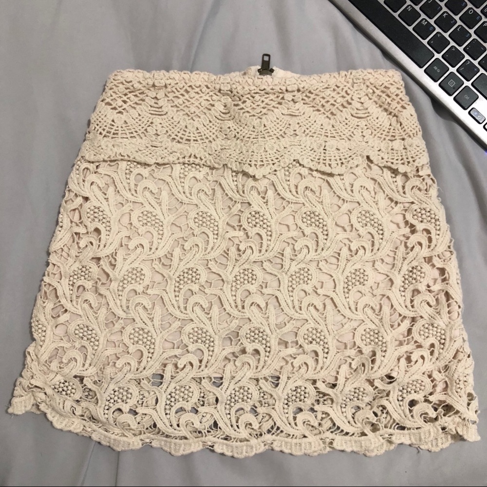 Short pins and needles skirt